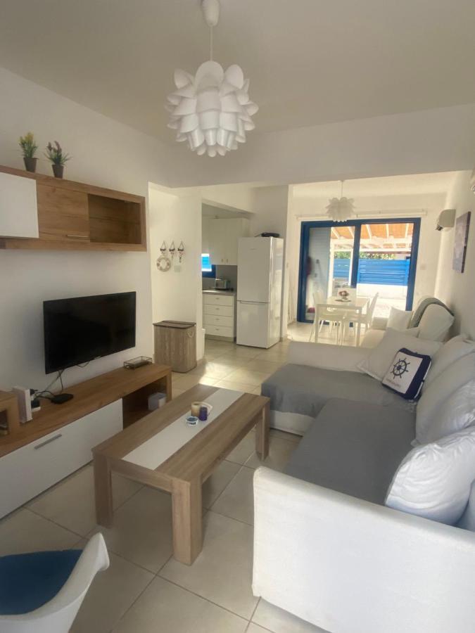 Olive Tree Villa - Протарас Екстериор снимка